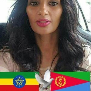 Meet your Posher, Titi